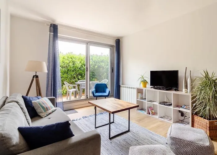 La Casa De Sophie T3 Avec Jardinet, Parking Prive - Port De Vannes