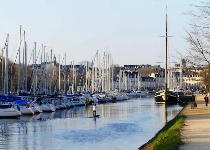 La Casa De Sophie T3 Avec Jardinet, Parking Prive - Port De Vannes